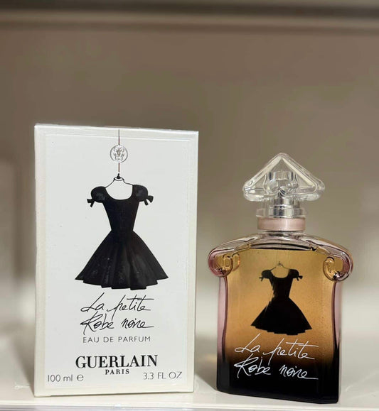 La Petite Robe Noire